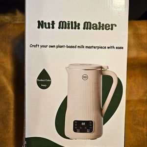 BHG Nut milk maker.